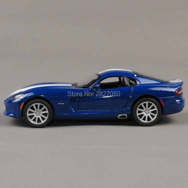 Модель 2013 SRT Viper GTS с принтом для автомобиля 1:36 5 дюймов литой под давлением