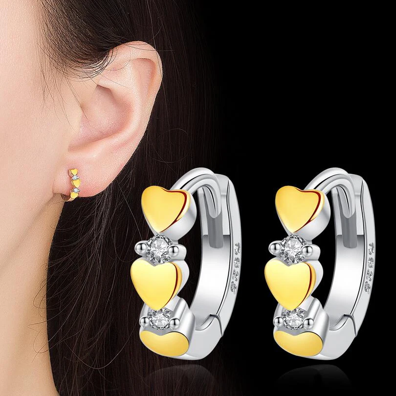 

Gold Color Temperament Personality Joker Retro Hoop Earring Simple Love Heart Shaped Hoop Earrings New Female Earrings