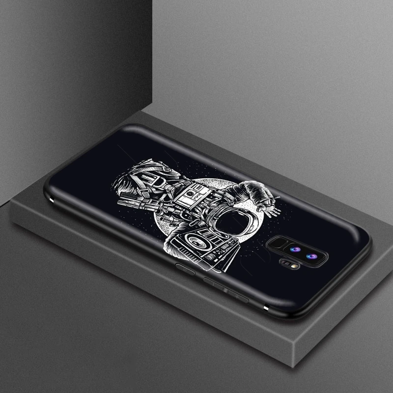 Чехол с космосом Love Moon астронавтом для Samsung Galaxy J6 A9 A8 A7 A70 A6 A5 A50 A40 A30 A3 A10 A51 A71 A81 A91 2018 |