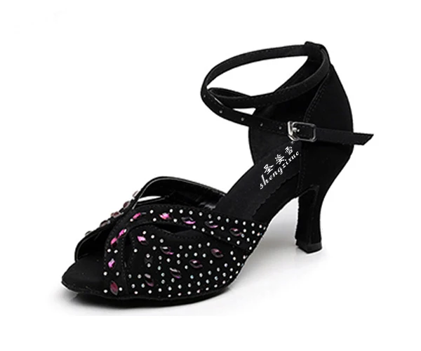 black heel 7cm WUXIJIAO/Бархатный латинский танец со стразами; обувь для взрослых; женская обувь на высоком каблуке; летние сандалии для танцев на квадратном каблуке; мягкая подошва; Каблук 7,5 см - Цвет: black heel 7cm