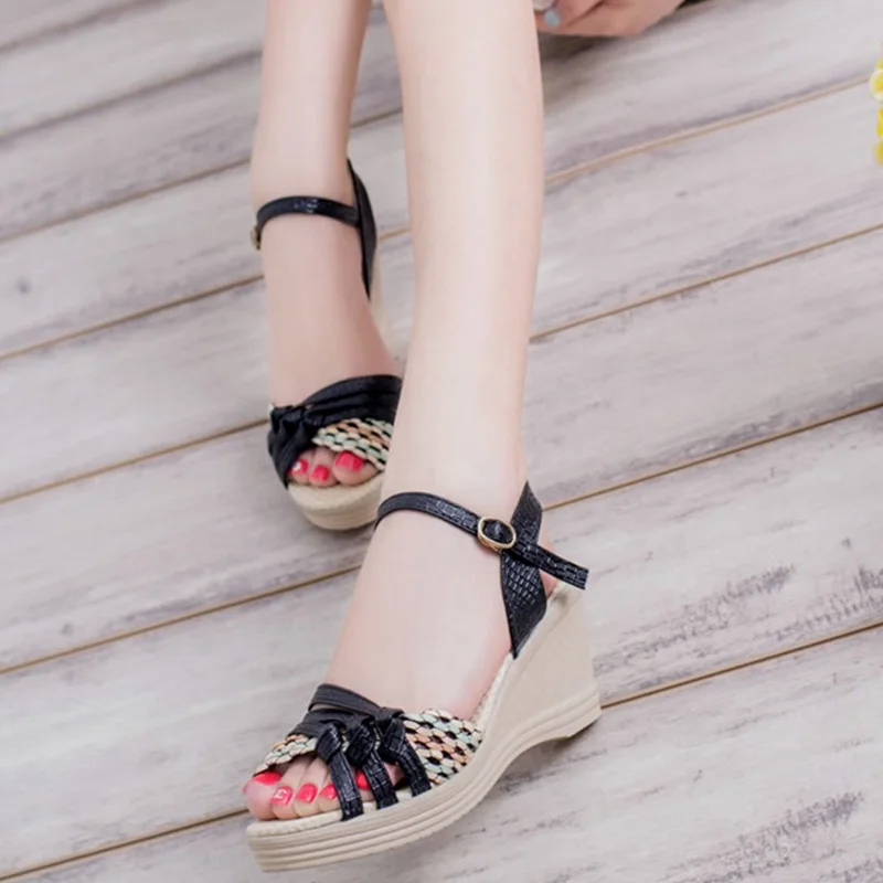 Босоножки женские на платформе удобные богемные сандалии высоком каблуке модная