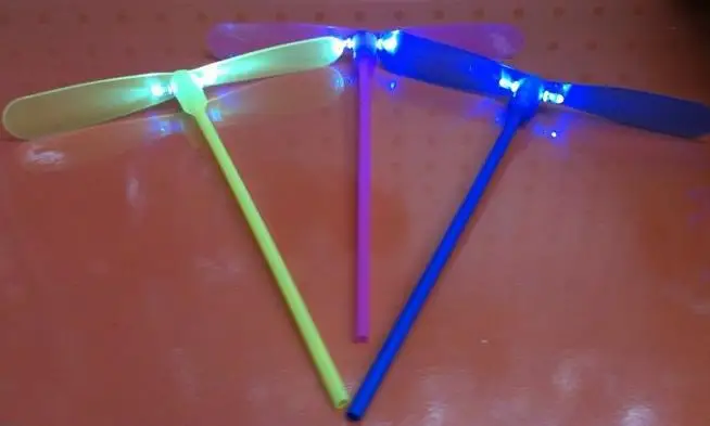 СВЕТОДИОДНЫЙ мигающий Летающий Пластиковый Вертолет Boomerang детвечерние