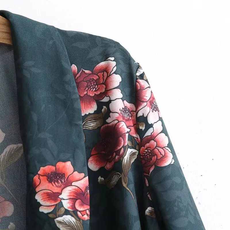 Винтажная блузка с глубоким v образным вырезом и цветочным принтом женская