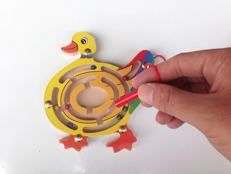 Мультяшный лабиринт Монтессори Обучающие деревянные игрушки обучающие детские