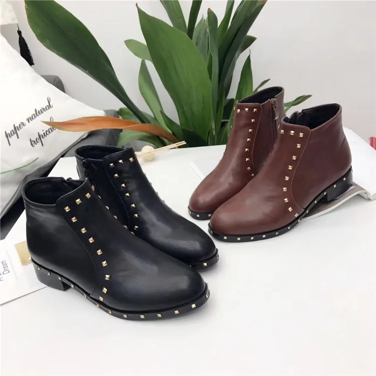 2018 бренд Для женщин сапоги Украшенные стразами мотоботы на молнии плюшевые Мех