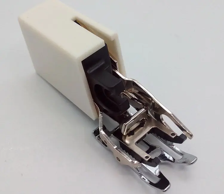 EVEN FEED WALKING FOOT WITH TEETH RWA3 SINGER SLANT NEEDLE SHANK 401 403 500 600 | Дом и сад