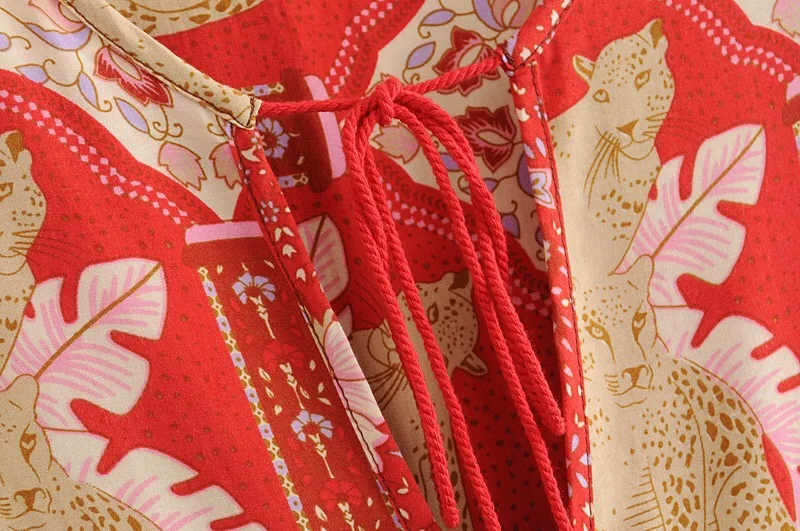 Богемное платье в стиле бохо на шнуровке с v-образным вырезом и цветочным принтом