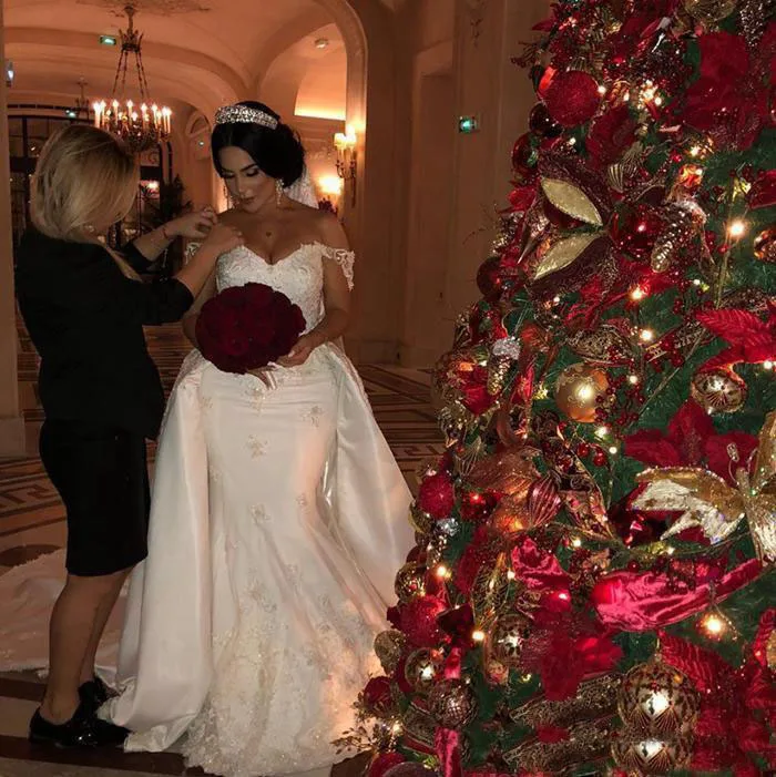 Женское свадебное платье с юбкой-годе винтажное со съемным шлейфом и открытыми