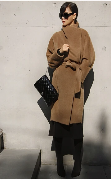 Женское шерстяное пальто ZADORIN однотонное зимнее с отложным воротником и длинным