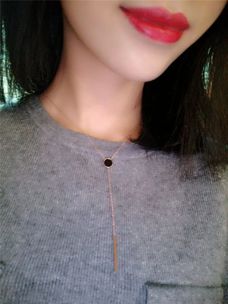 Юн РУО модный бренд розового золота Цвет в винтажном стиле Элегантный черный