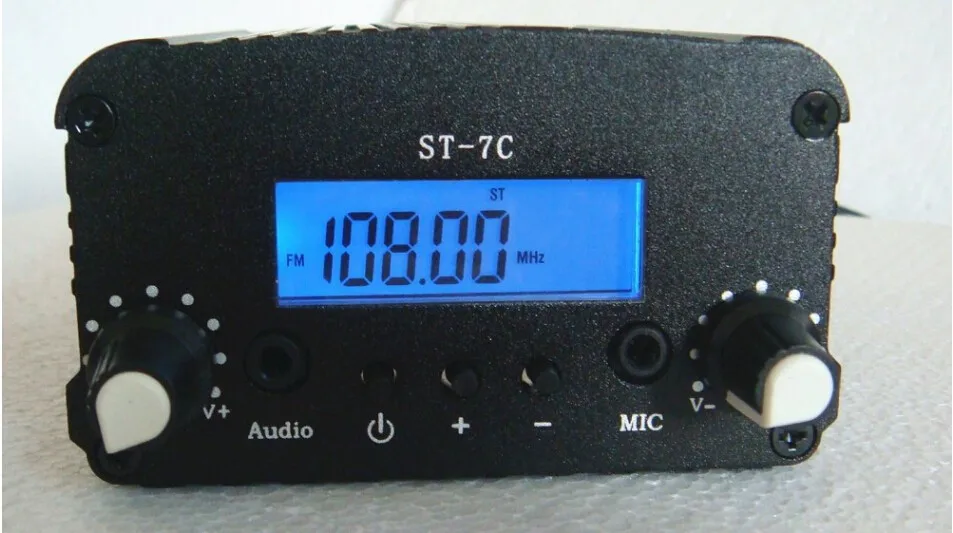 7 Вт FM стерео радио fm-передатчик диапазон частот: 76 ~ 108 МГц 1 кВт передатчик |
