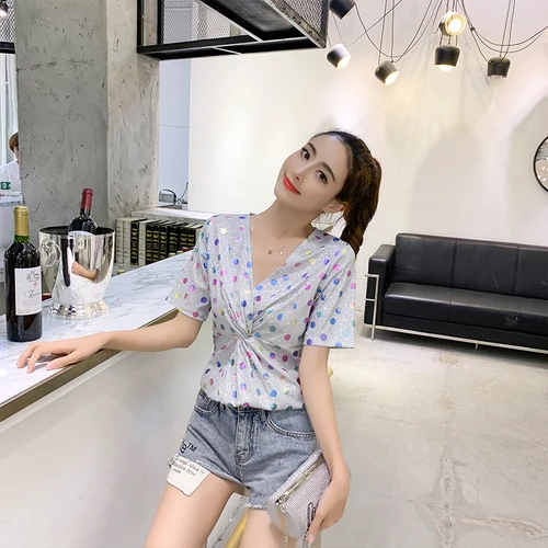 Super temperament polka dot short sleeve sparkling grey silver v-neck shirt super tight blouse |
