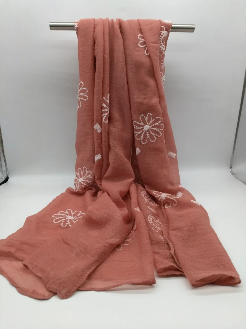 2017 Модный цветочный Пенящийся шарф с принтом для женщин длинный круг принт шали