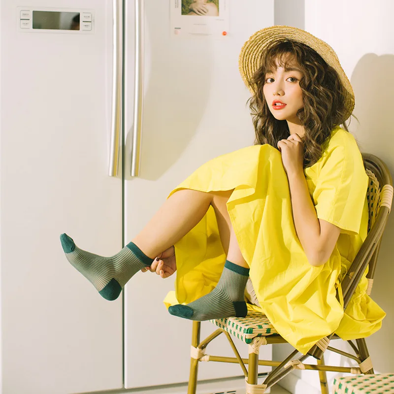 Женские модные носки 1 пара весенние тонкие в цветную полоску для девушек