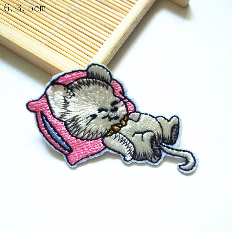 Труба Мышь вышивка патчи diy мультфильм животных одежда украшения Патчи D-005 | Дом и
