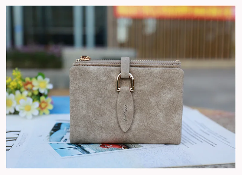 Prettyzys женский короткий клатч с застежкой-защелкой винтажный матовый женский кошелек модный маленький женский кошелек короткий держатель для карт