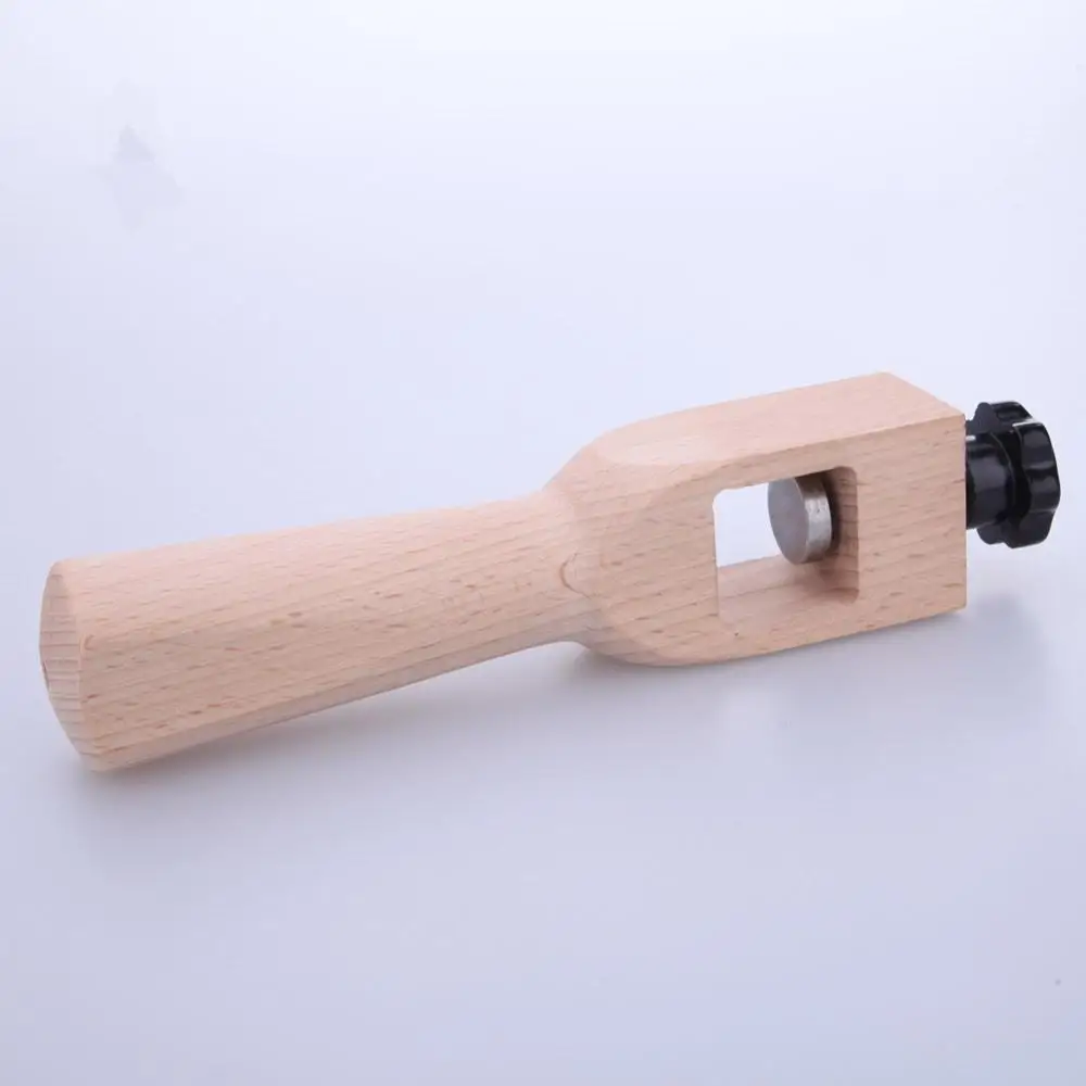 

Adjustable thickness belt cutter belt cutter strip cutter