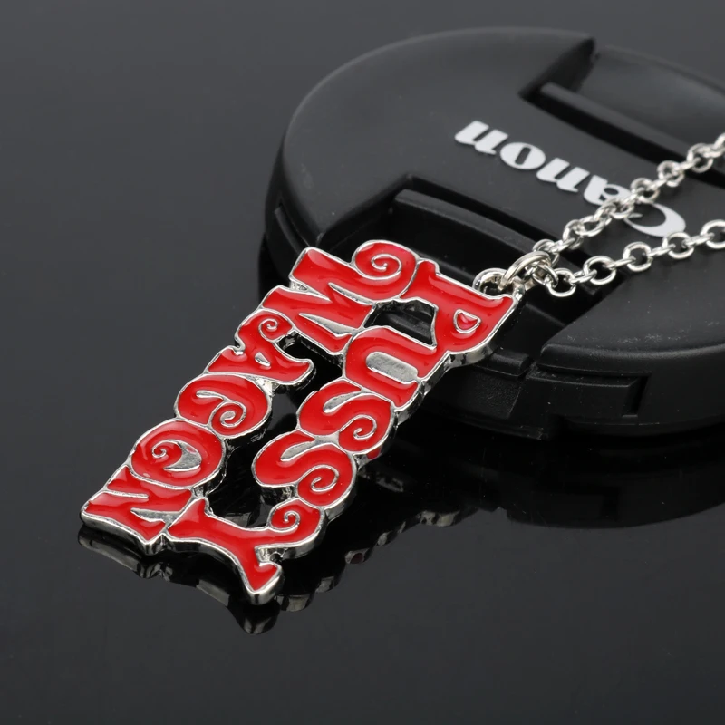 Ожерелье из сплава с подвесками в виде красных надписей Убить Билла для женщин и