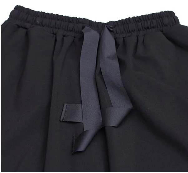 

Men New Japan Style Loose Casual Wide Leg Pant Male Hip Hop Streetwear Punk Style Low Crotch Cross Trousers Harem Pant