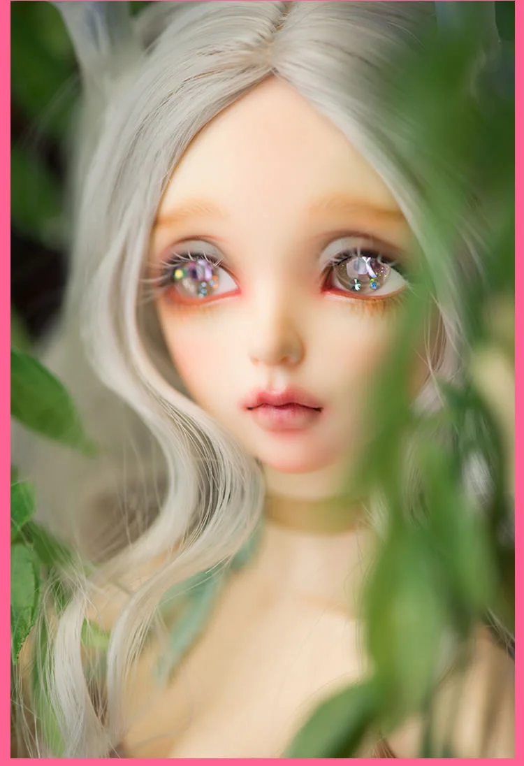 

1/4 scale nude BJD girl MSD Joint doll Resin figure model toy gift,not include clothes,shoes,wig and other accessories D2104