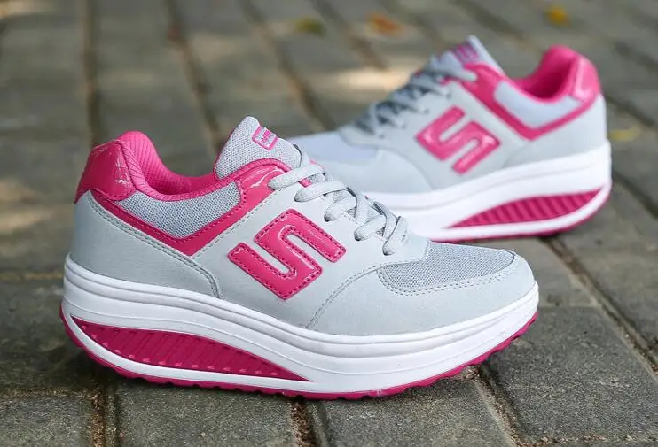 Akexiya/женские кроссовки на танкетке спортивная обувь с дышащей сеткой женская для