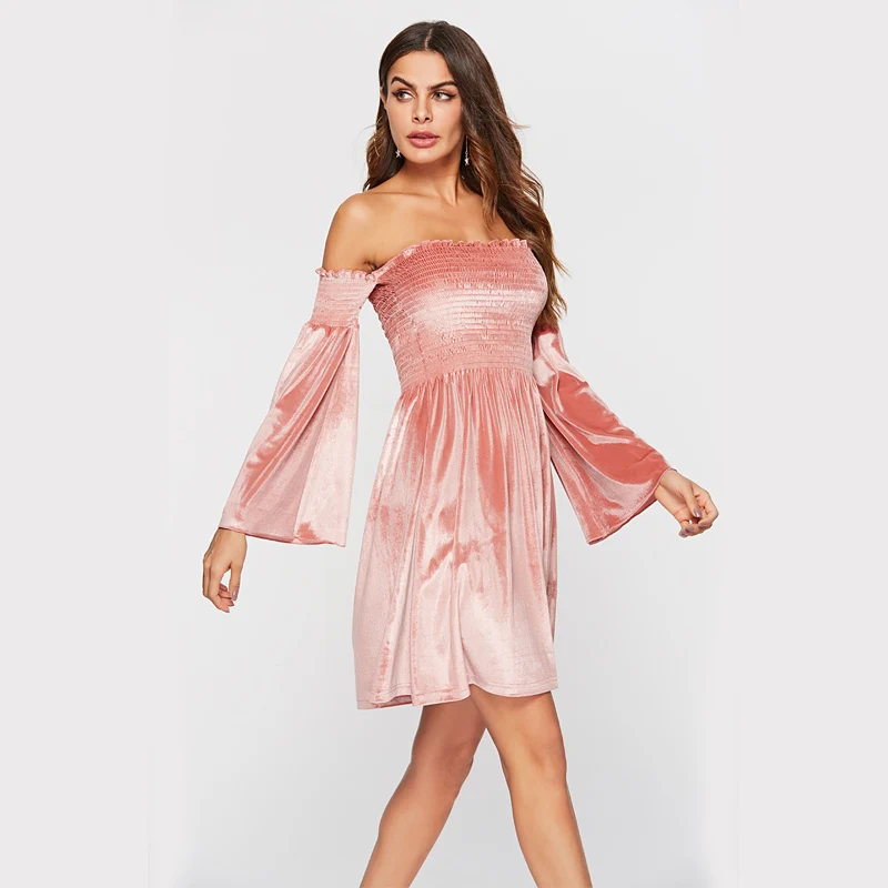 2018 Зимние Платья До Колена женские короткие платья длинные расклешенные рукава с