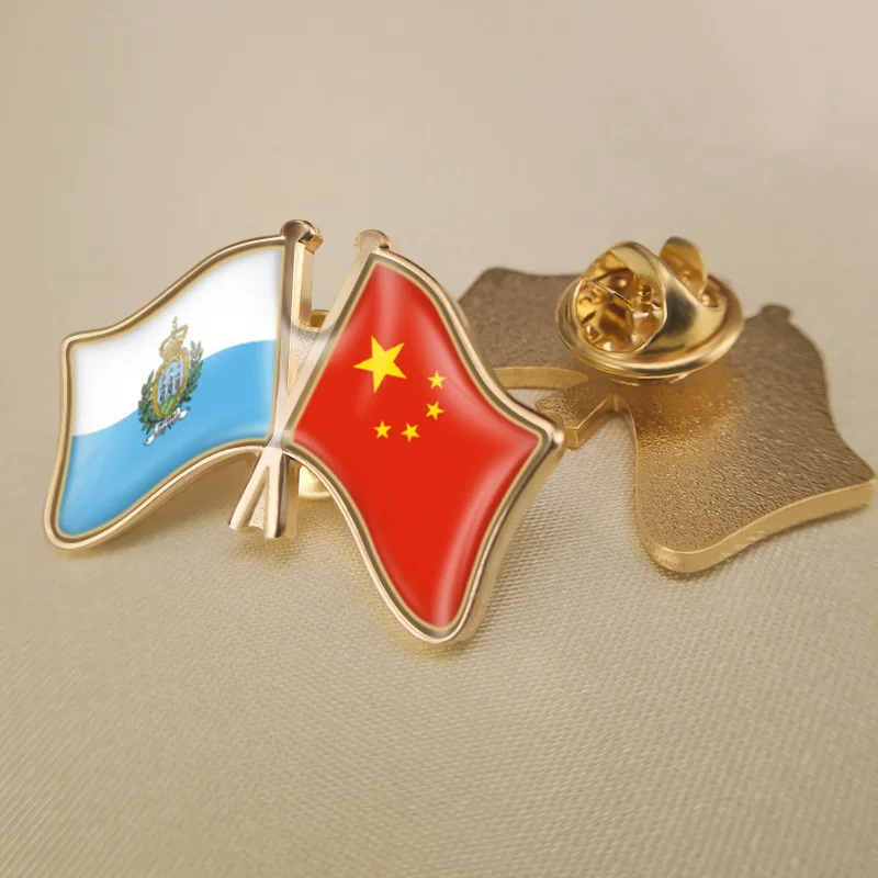

San Marino and China Crossed Double Friendship Flags Lapel Pins Brooch Badges