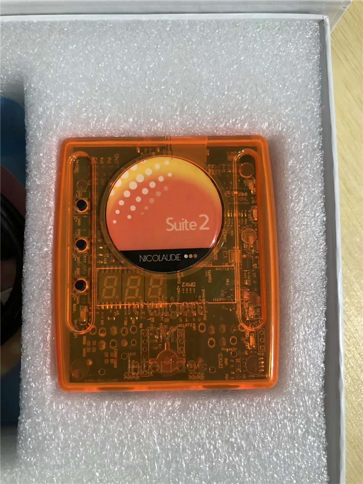 

Hot sell Sunlite Suite2 FC DMX-USD Controller 1536 Channel for DJ Disco KTV Party Stage Lighting Par Light Moving Head