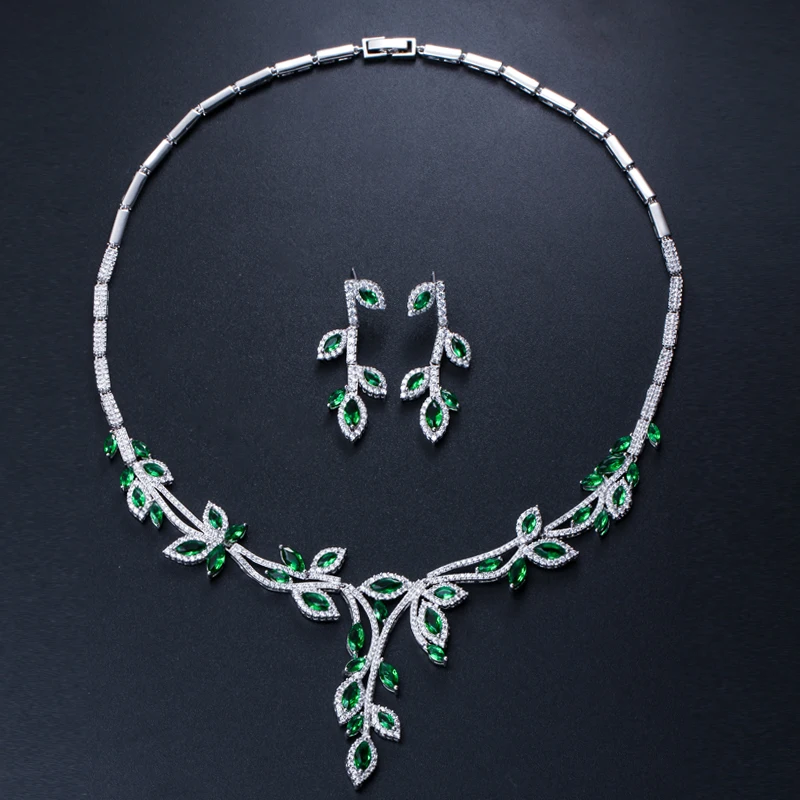 Женский комплект из колье и серёг с зеленым фианитом|jewelry sets for women|wedding jewelry setsbridal