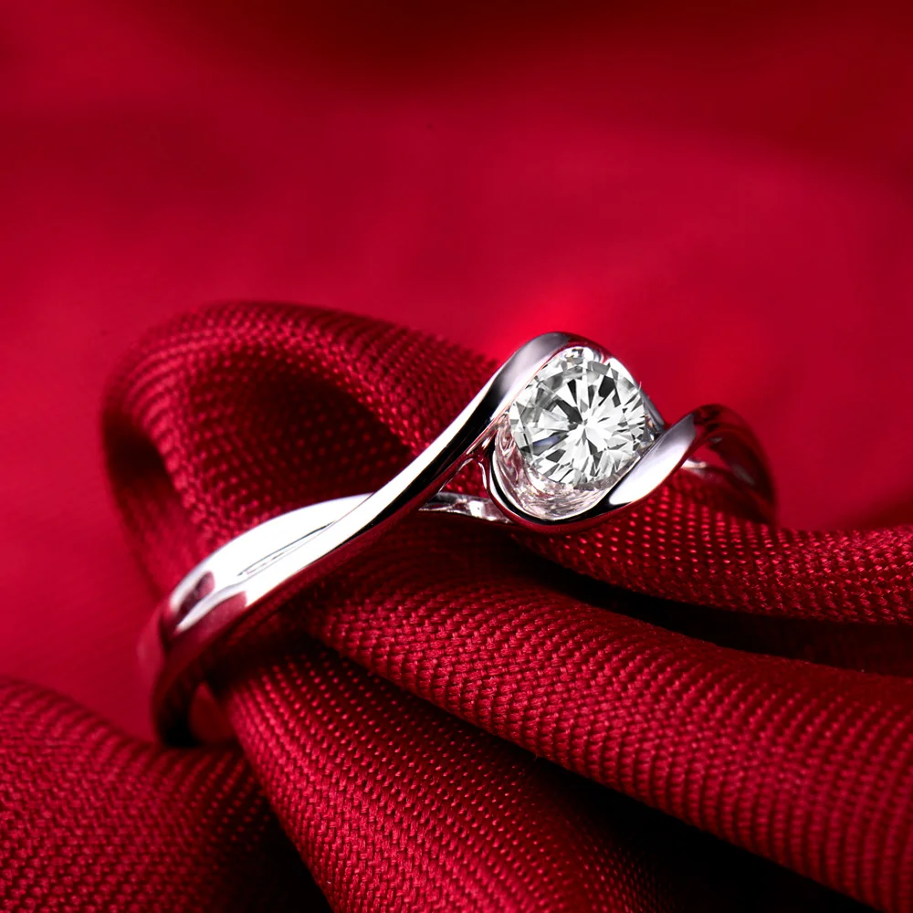 Женское кольцо из белого золота 18 карат с натуральным бриллиантом|ring for|ring ringrings for