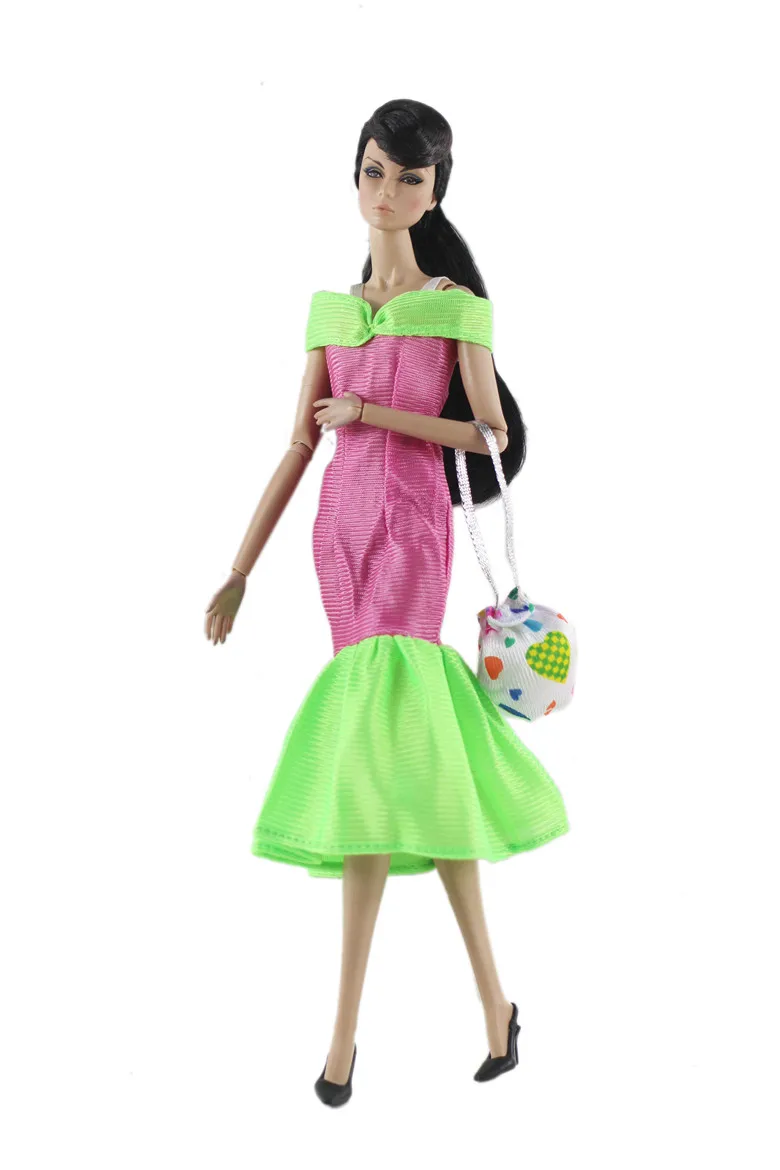 Уникальное дизайнерское платье для куклы/Одежда вечевечерние свадебное костюм