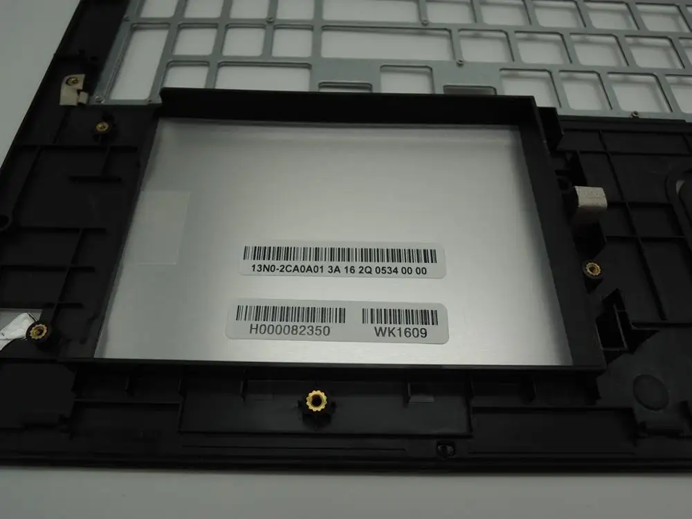 Новая верхняя крышка Упор для рук TOSHIBA SATELLITE P55W-C H000082350 13N0-2CA0A01 | Компьютеры и офис