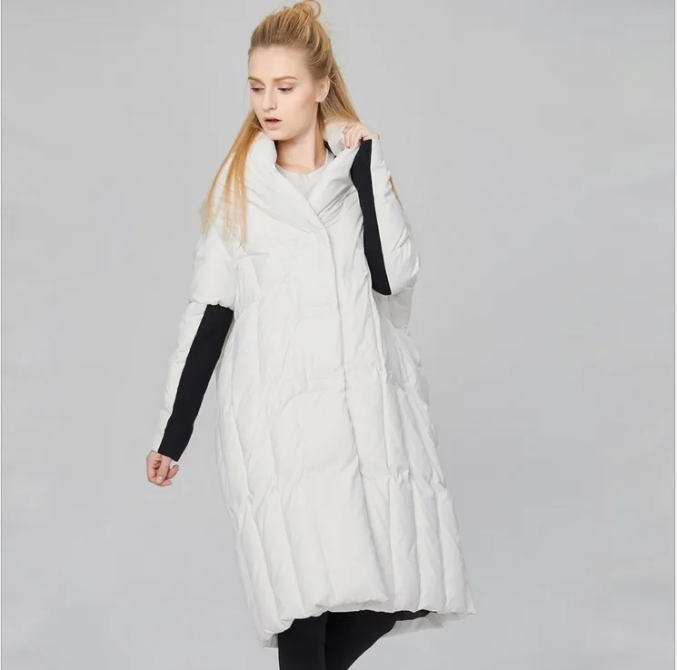 

2016 Winter Jacket women Down jackets Women's down coat Fashion big quilt cloak white batwing white duck down outerwear long