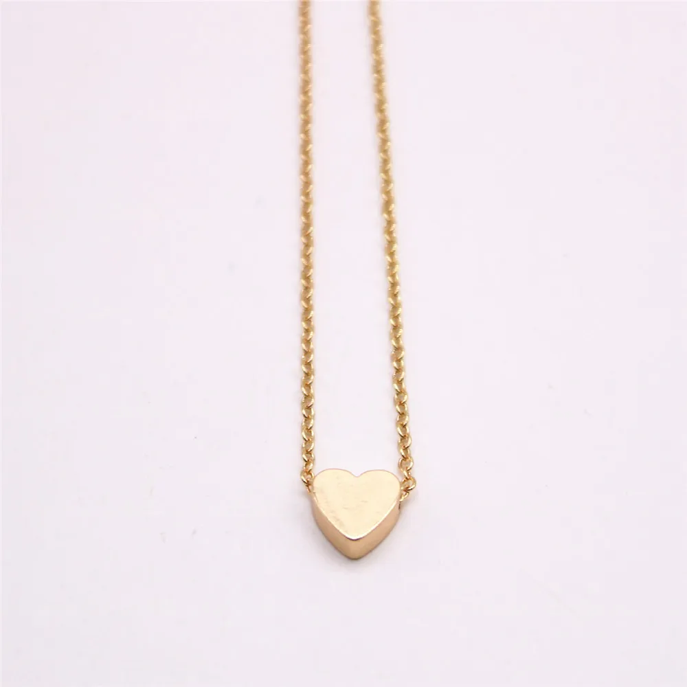 

Trendy Multicolor heart Pendant necklace Solid love Pendant necklace the to women