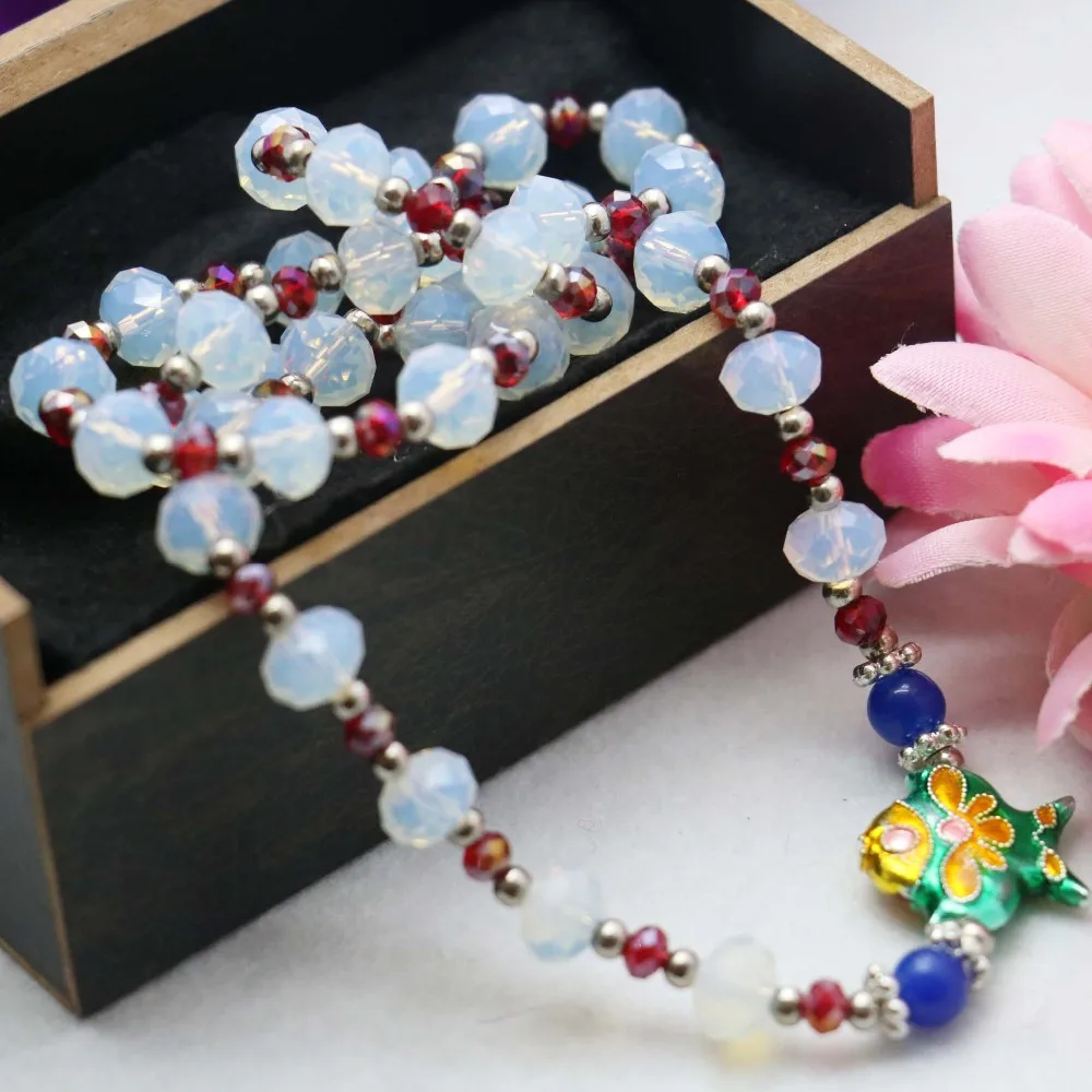 5*8 мм Классический распространенных браслет с граненными элементами белого