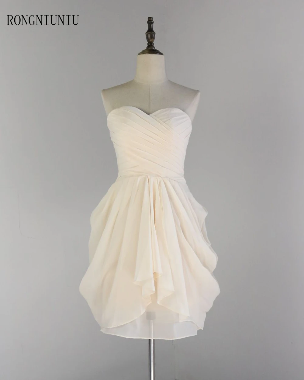 Короткое вечернее платье для выпускного вечера шифоновое с открытой спиной