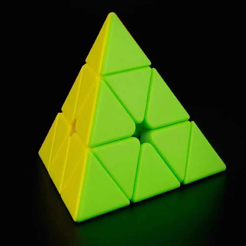 2019 Новое поступление YJ8244 MoYu Магнитный пирамидный куб 3x3x3 магический скоростной