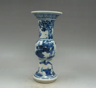 Редкая китайская фарфоровая синяя и белая ваза в форме пейзажа|shape vase|white vasevase white |
