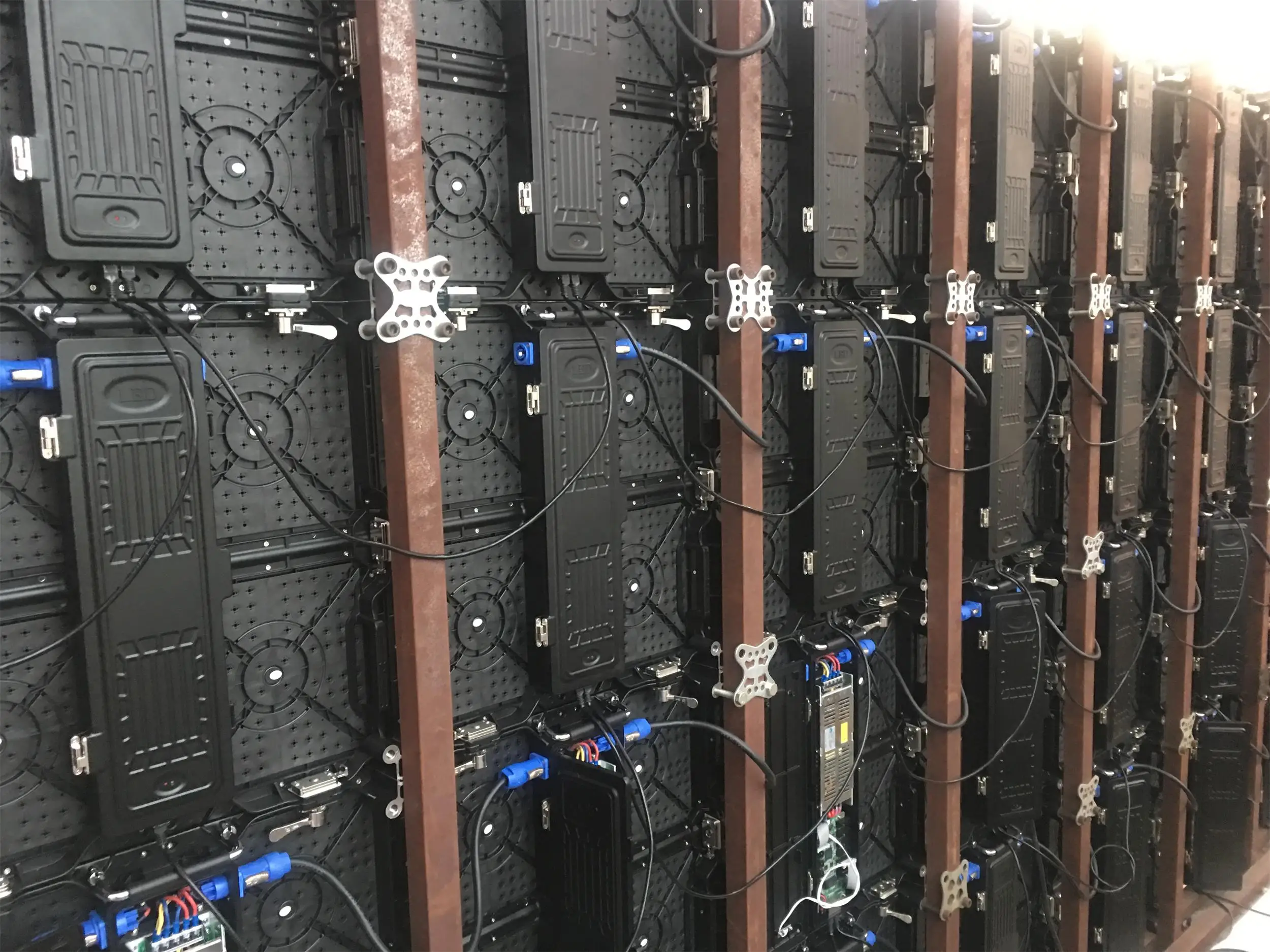 Самая низкая цена p3.91 50x50 светодиодная видеопанель, большая скидка рекламный плеер на светодиодах led tv экран