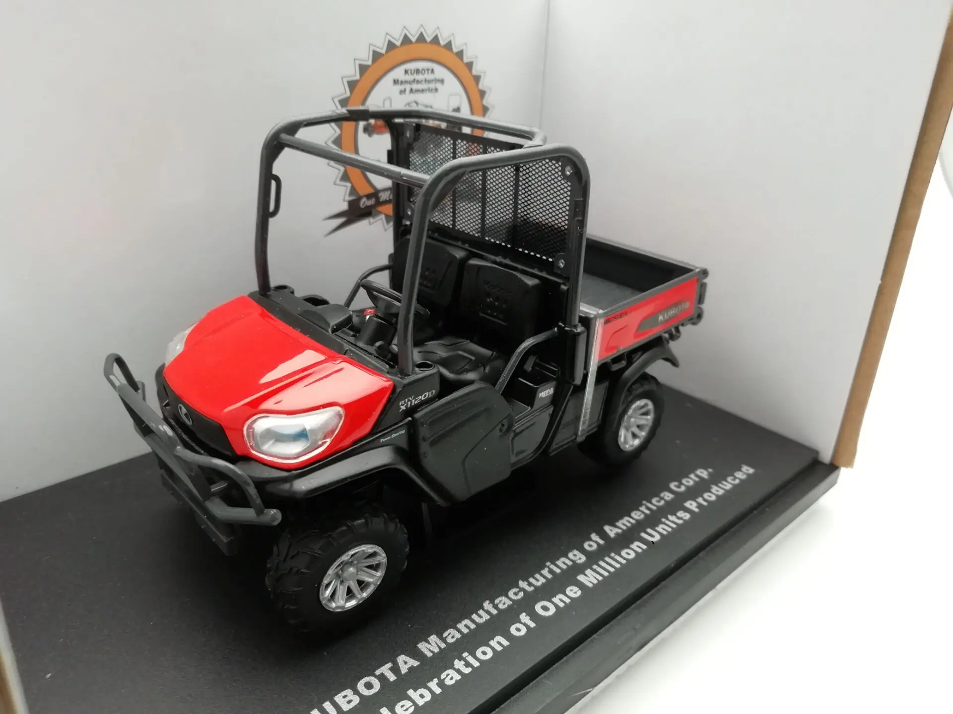 Сельскохозяйственные тракторы UH 4934 1:32 Kubo ta RTV X1120D игрушечные автомобили из сплава