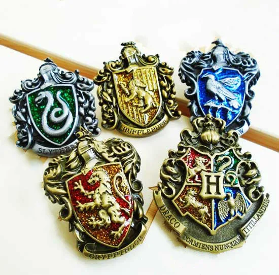 Знак школы Хогвартс Гриффиндор Ravenclaw Слизерин Hufflepuff Сова символ металлическая