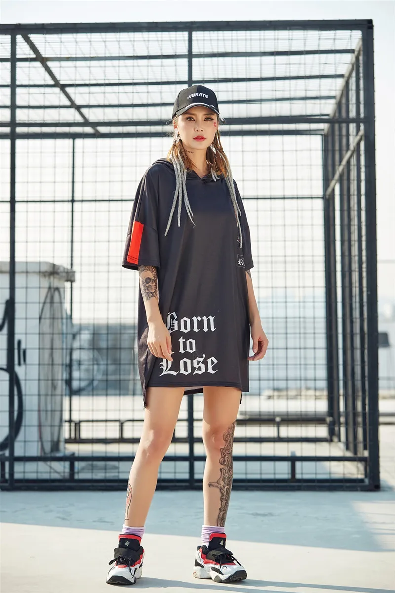 JUST.BE.NEVER wonder women hip hop long T shirt hooded black vintage devout portrait print 90's graphic tees hippie streetwear