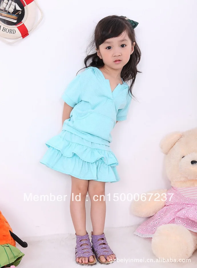Free postage! 2013 girls cotton T-shirt short sleeve dress skirt suit children dot leisure 5 sets/batch | Мать и ребенок