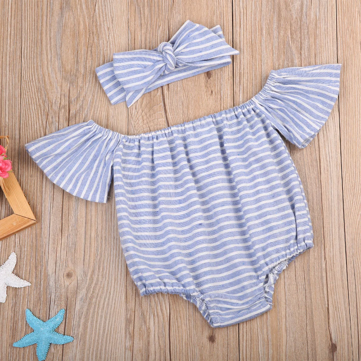 Лето 2017 Песочник небесно голубого цвета с рукавами крылышками для новорожденных