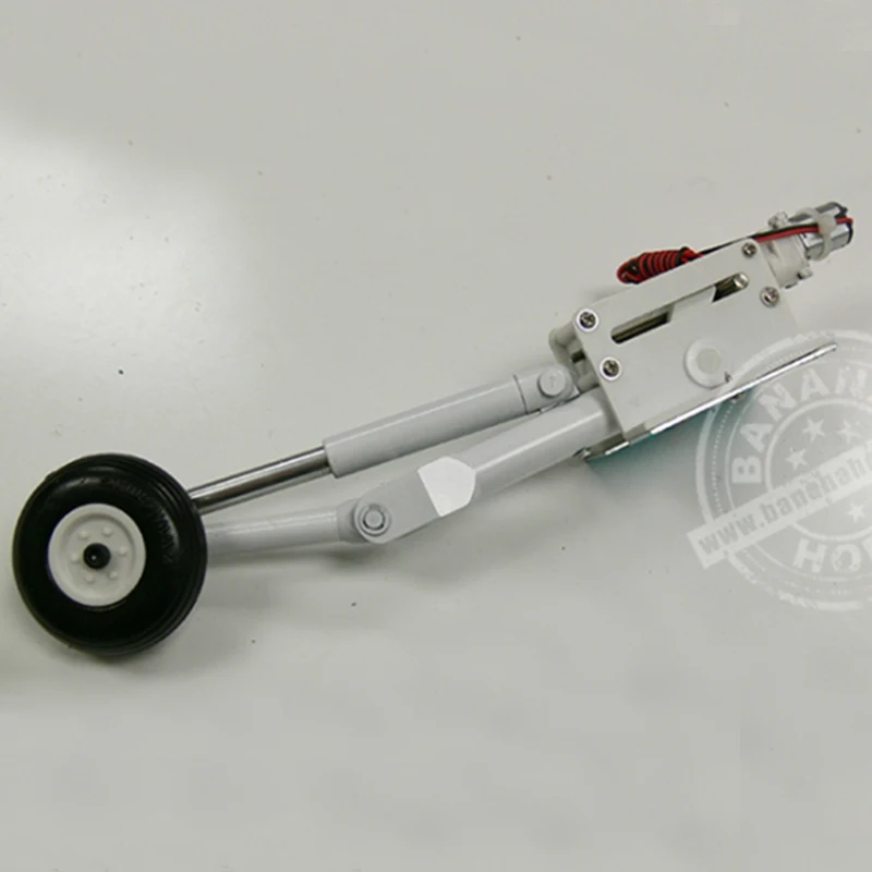 

Правая система уборки для LX/Φ Hobby F18 полет в небе