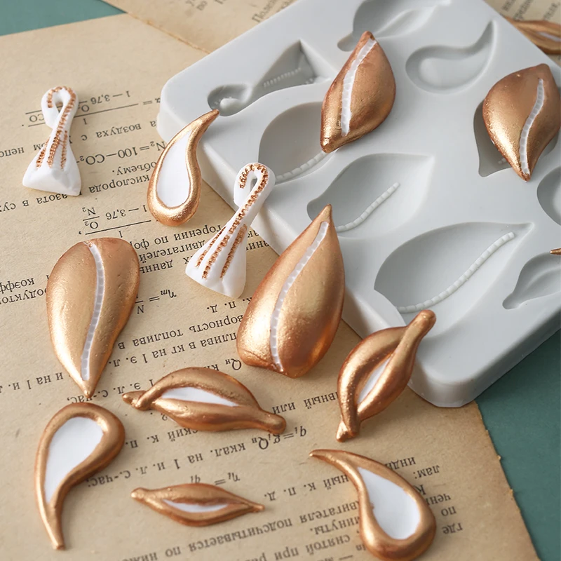 

Retro European Button Silicone Mould DIY Chocolate Fondant Cake Decoration Mold
