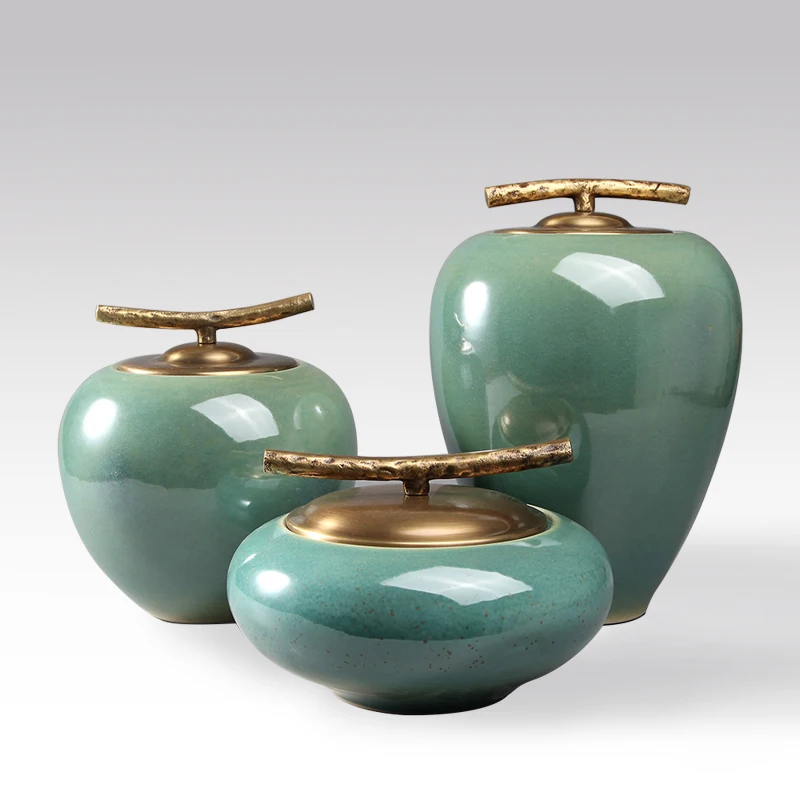 

modern ceramic Creative tank Candy Jars home decor crafts room decoration vintage porcelain figurine TV cabinet Decorative cans