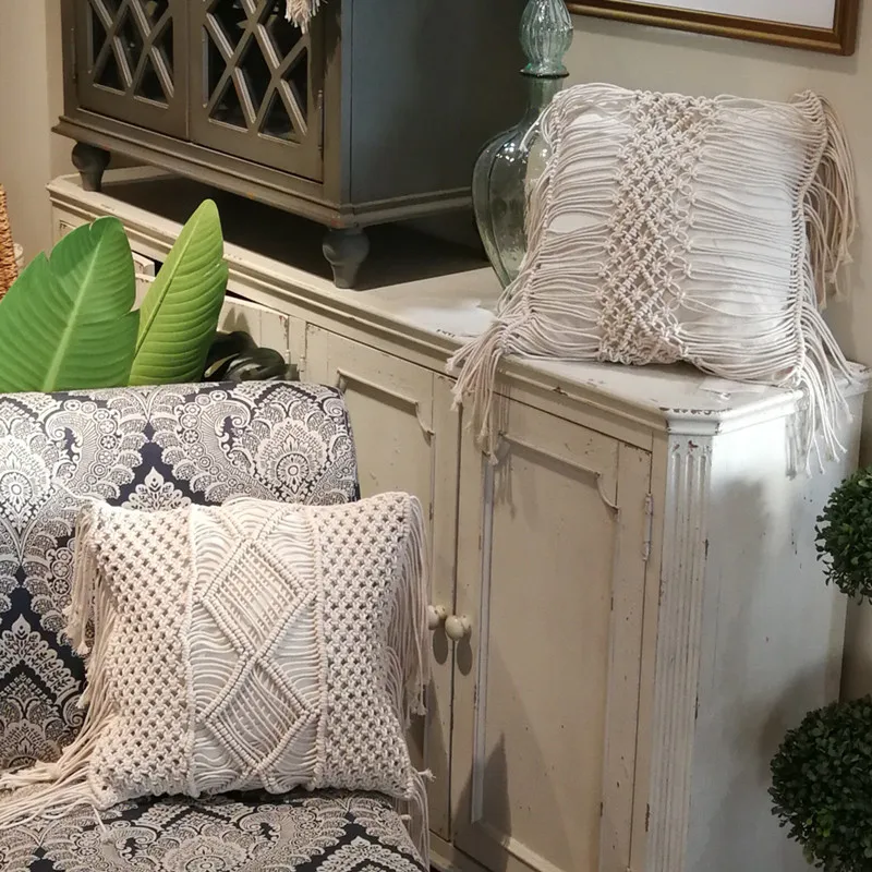 Наволочка ручной работы из хлопчатобумажной нитки с кисточками бежевая макраме