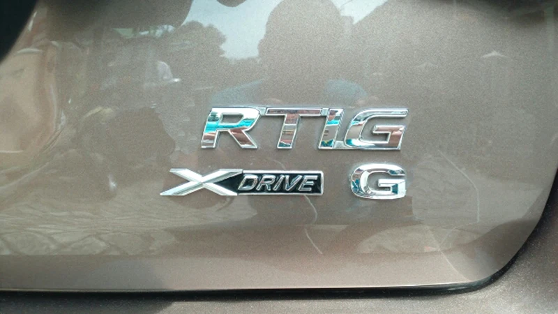 

NEW 3D Metal Chrome Badge X DRIVE Emblem Badge Sticker Decal for BMW 3 4 5 6 7 All Series X1 X3 X5 E70 X6 E71 Car Decoration