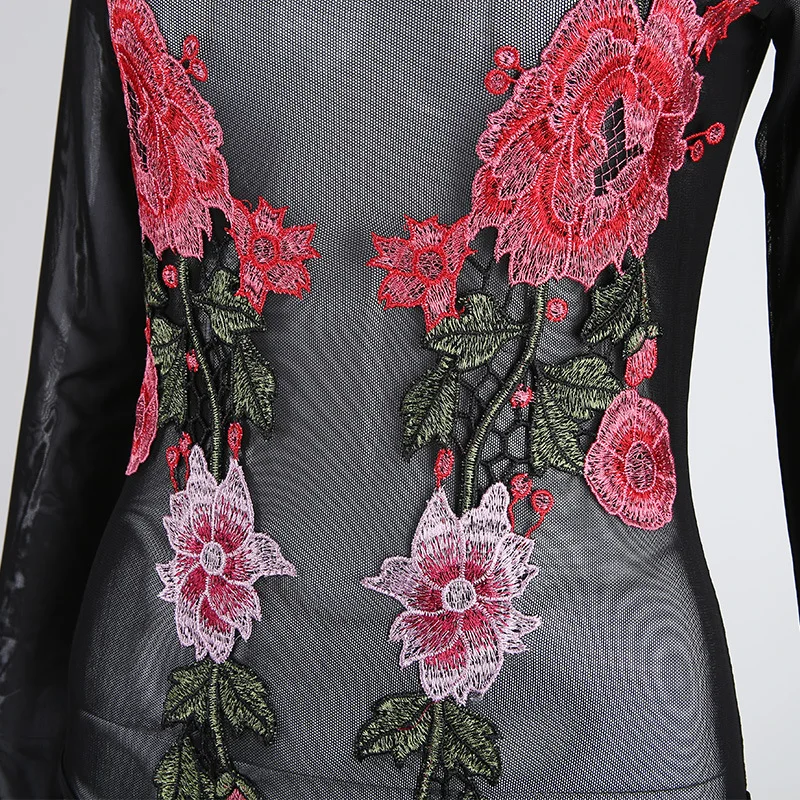 2017 Женская сексуальность кружева крючком колье цветочной вышивкой сетки боди